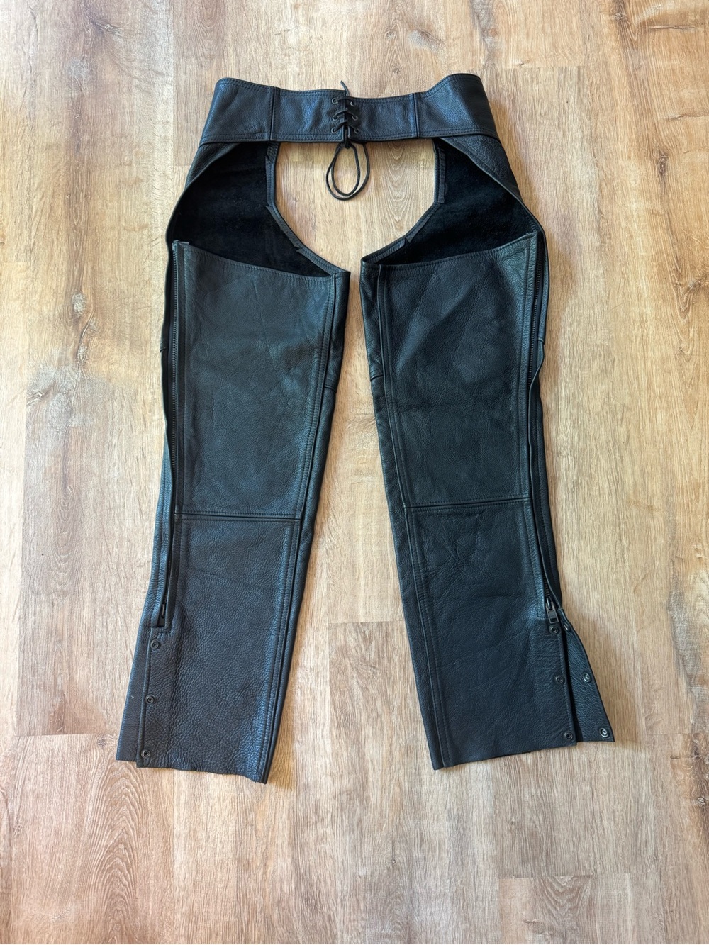 Men's Black Leather Chaps Pants - Picture 5 of 8